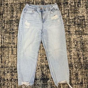 ae mom jean